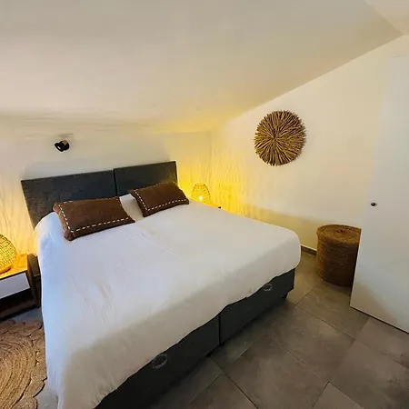 La Sylody Restaurant, 3 Piscines Et Location De Velo Sur Place * Lecci