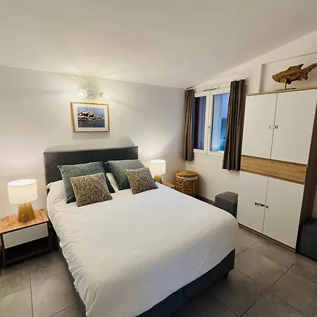 Villa La Sylody Restaurant, 3 Piscines Et Location De Velo Sur Place *