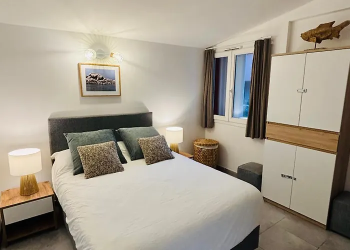 Villa La Sylody Restaurant, 3 Piscines Et Location De Velo Sur Place *